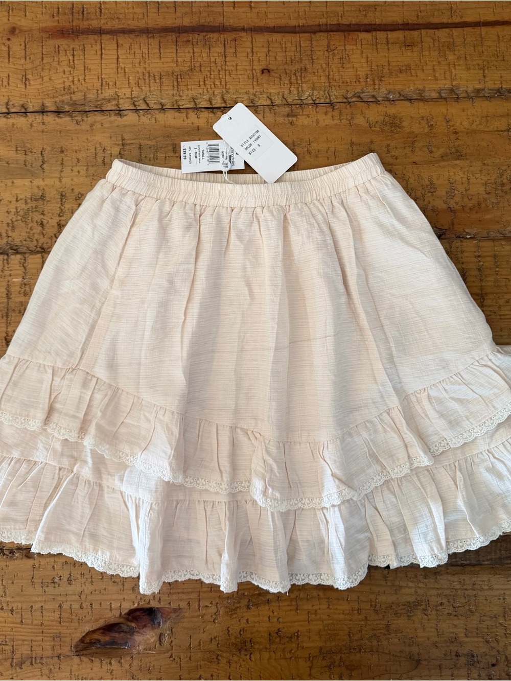 Sadie & Sage Cream Ruffle Tiered Skirt